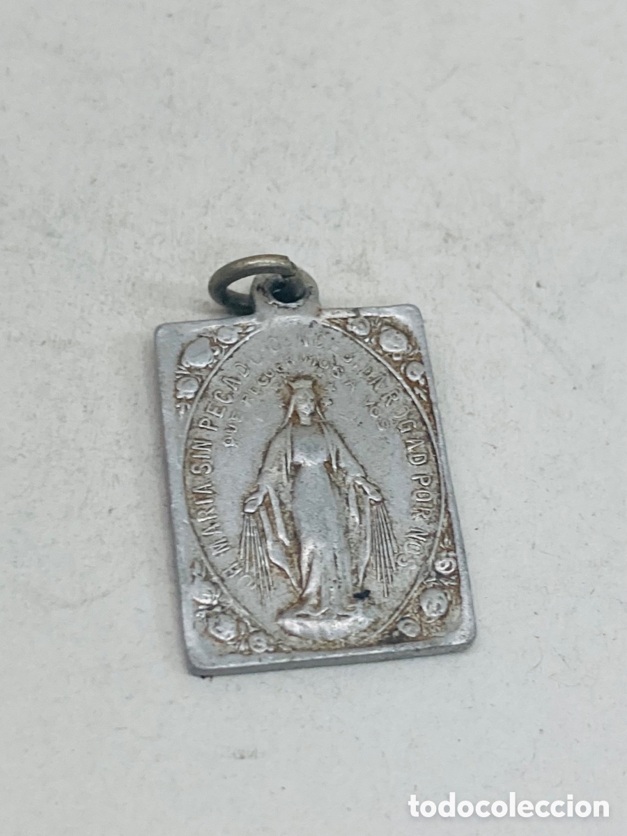 Antig&uuml;edades: Medalla religiosa met&aacute;lica - Foto 1