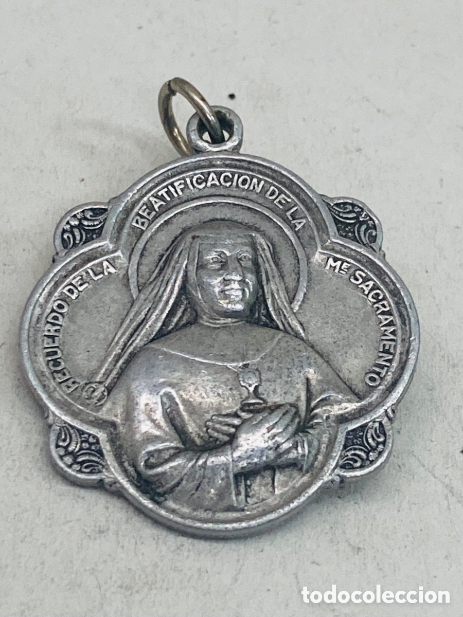 Antig&uuml;edades: Medalla religiosa met&aacute;lica - Foto 1
