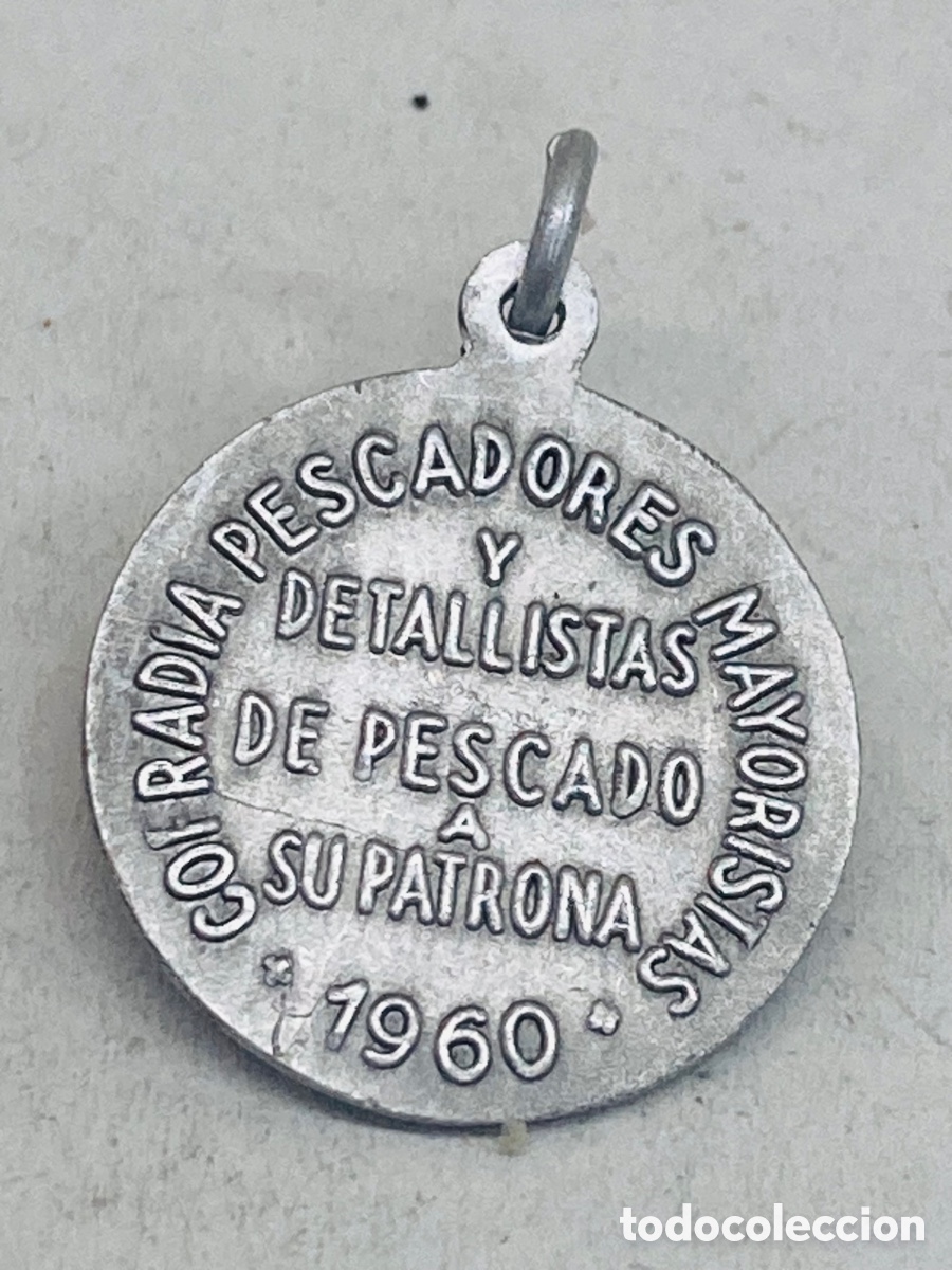 Antig&uuml;edades: Medalla religiosa met&aacute;lica - Foto 2