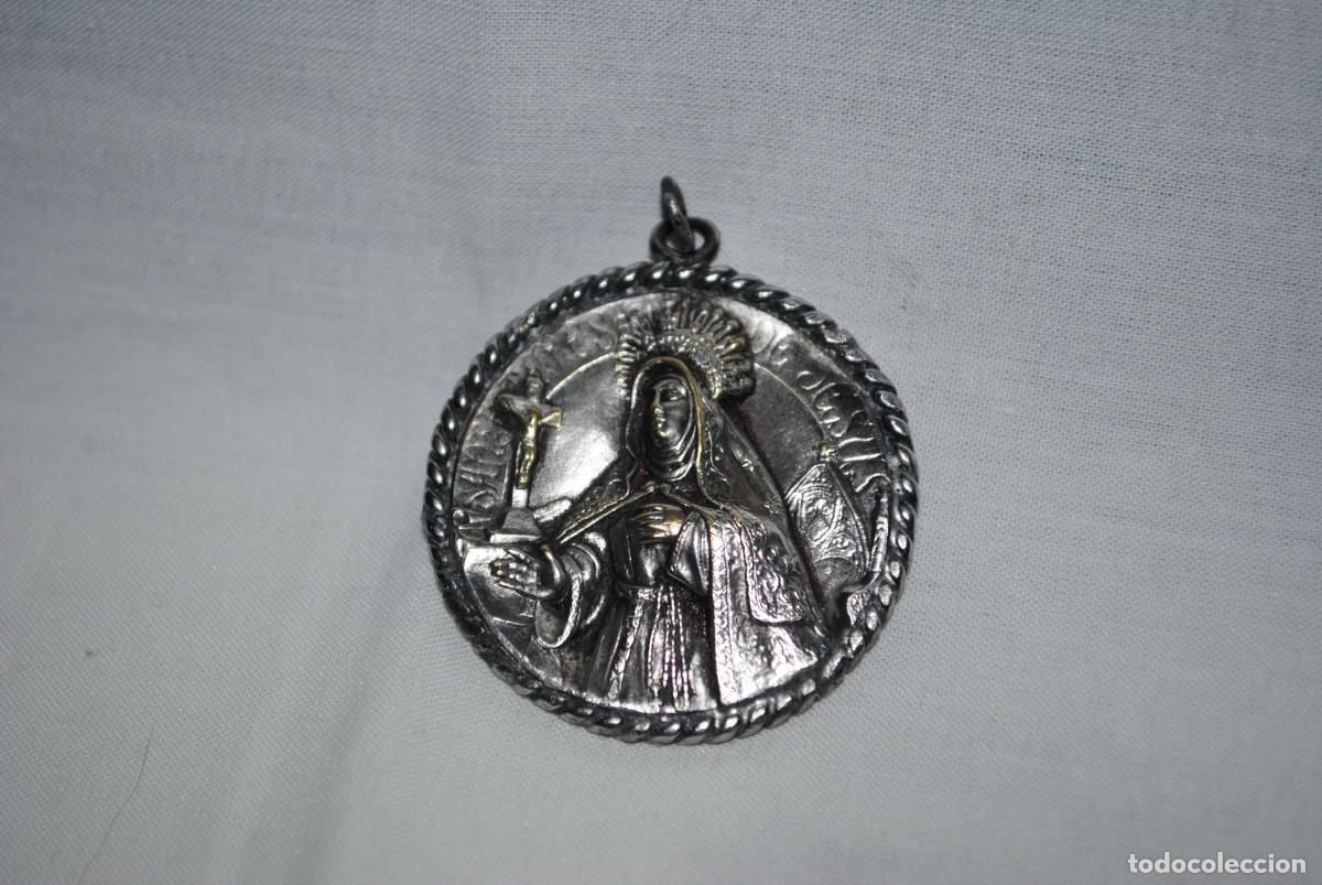 Antig&uuml;edades: MEDALLA SANTA TERESA DE JESUS . - Foto 2