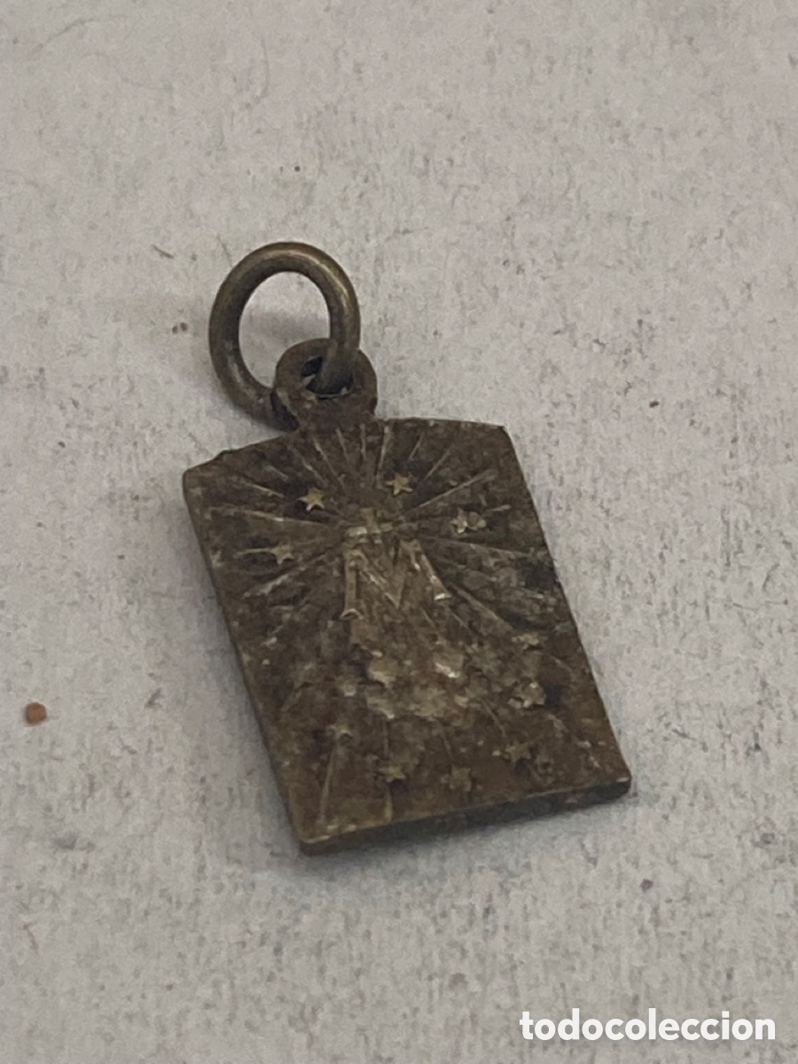 Antig&uuml;edades: Medalla religiosa met&aacute;lica - Foto 1