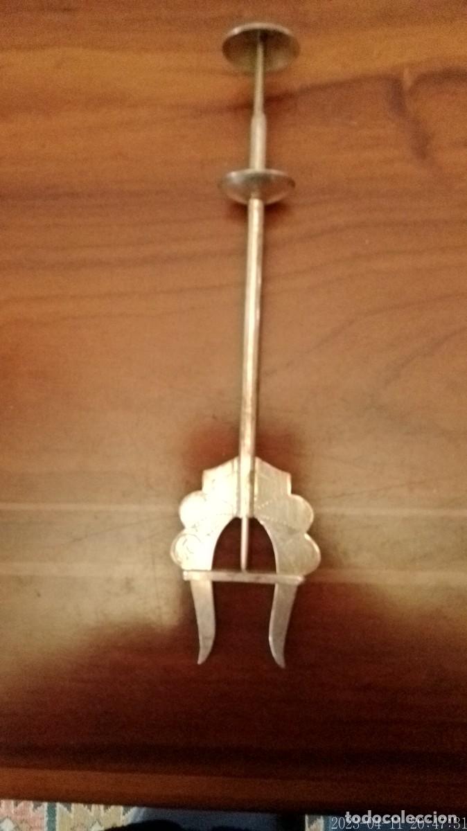 Antig&uuml;edades: Tenedor de Coctail de Alpaca - Foto 1