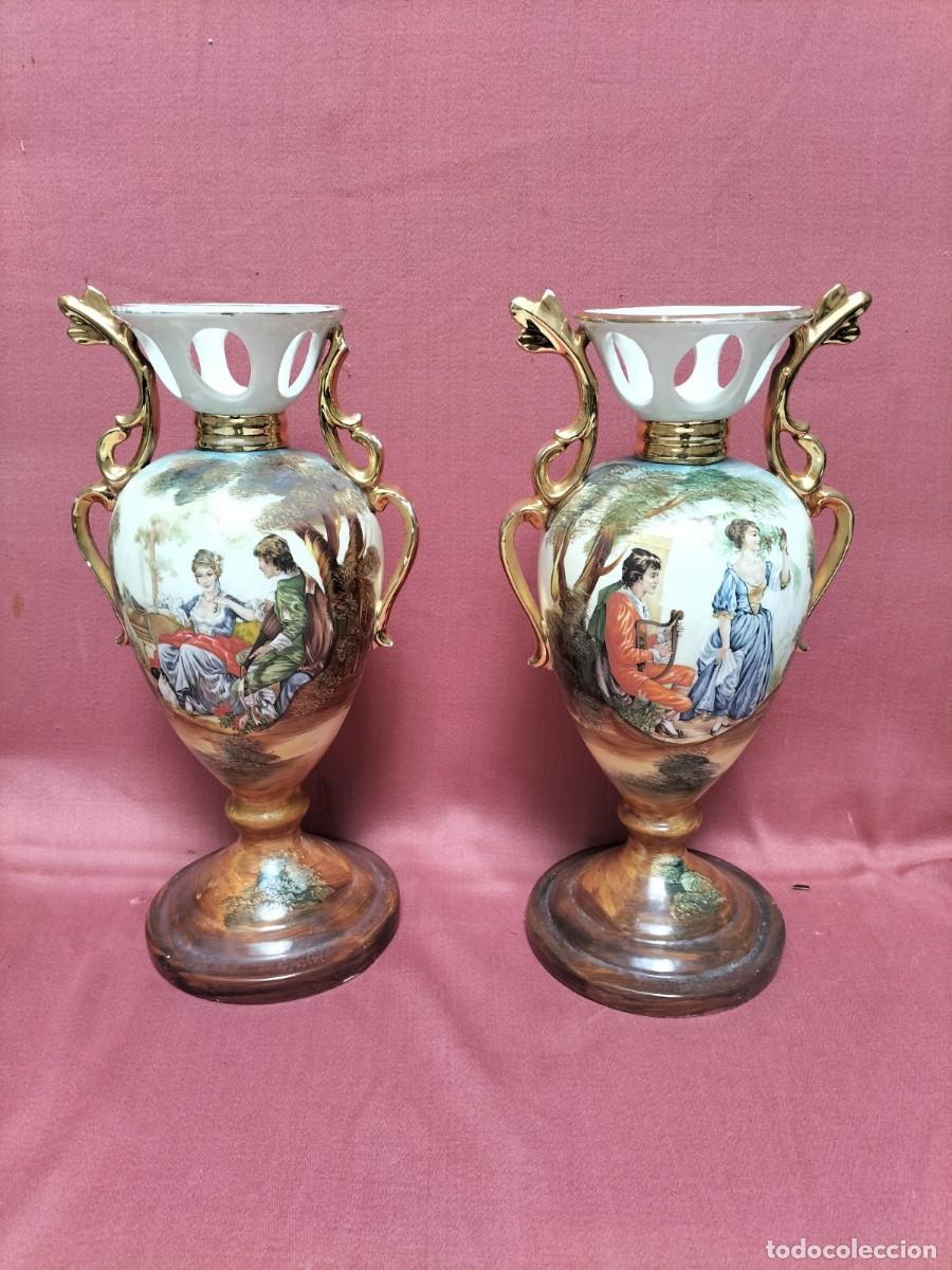 Antig&uuml;edades: Jarrones de porcelana - Foto 1