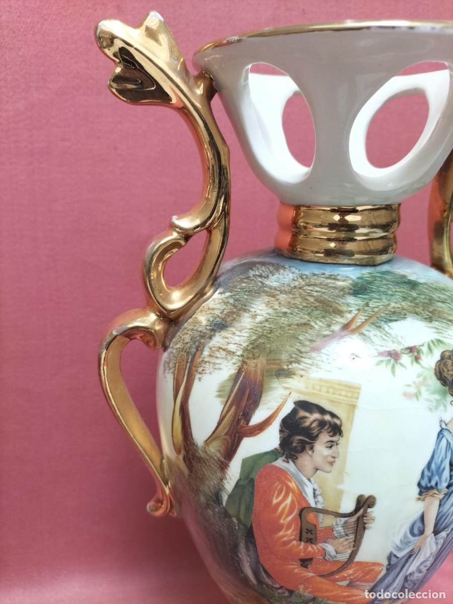 Antig&uuml;edades: Jarrones de porcelana - Foto 8