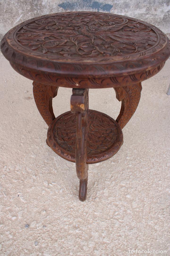Antig&uuml;edades: mesa auxiliar con pavos reales - Foto 5
