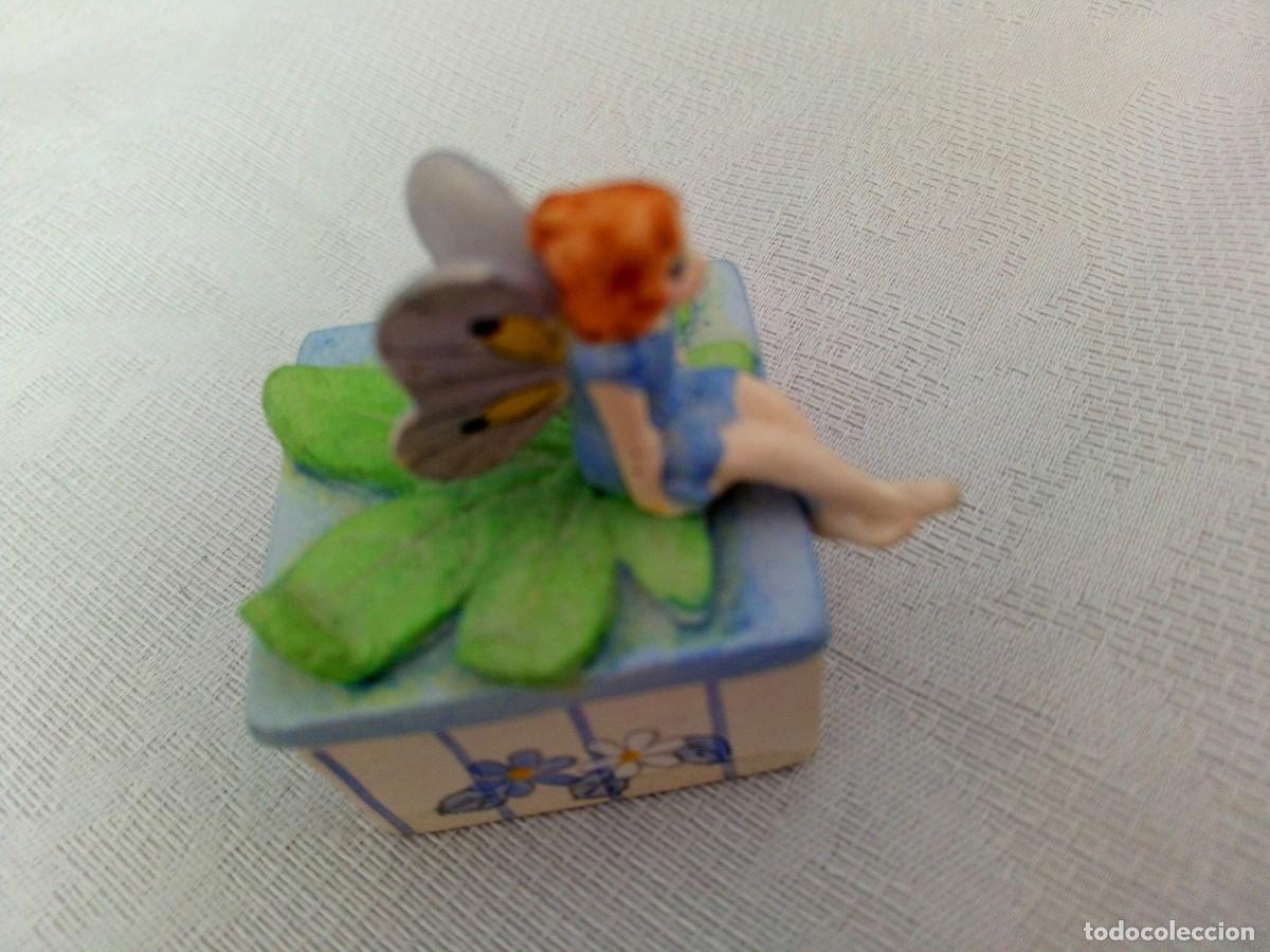 Antig&uuml;edades: CAJITA DE PORCELANA BISCUIT - Foto 1