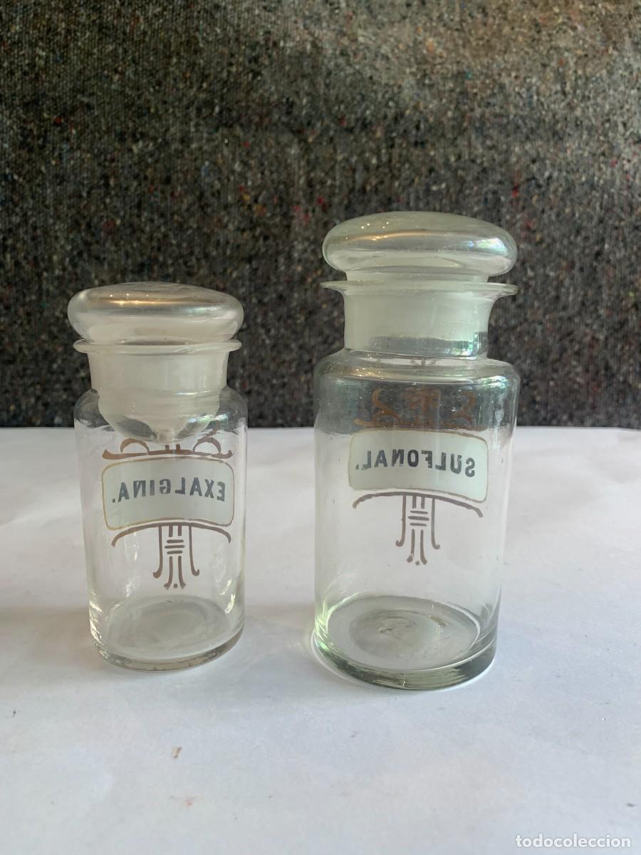Antig&uuml;edades: Dos botes de farmacia - Foto 2