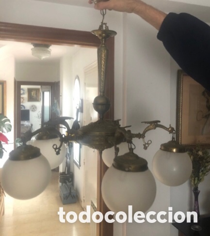 Antig&uuml;edades: Antigua l&aacute;mpara de bronce. 5 brazos - Foto 4