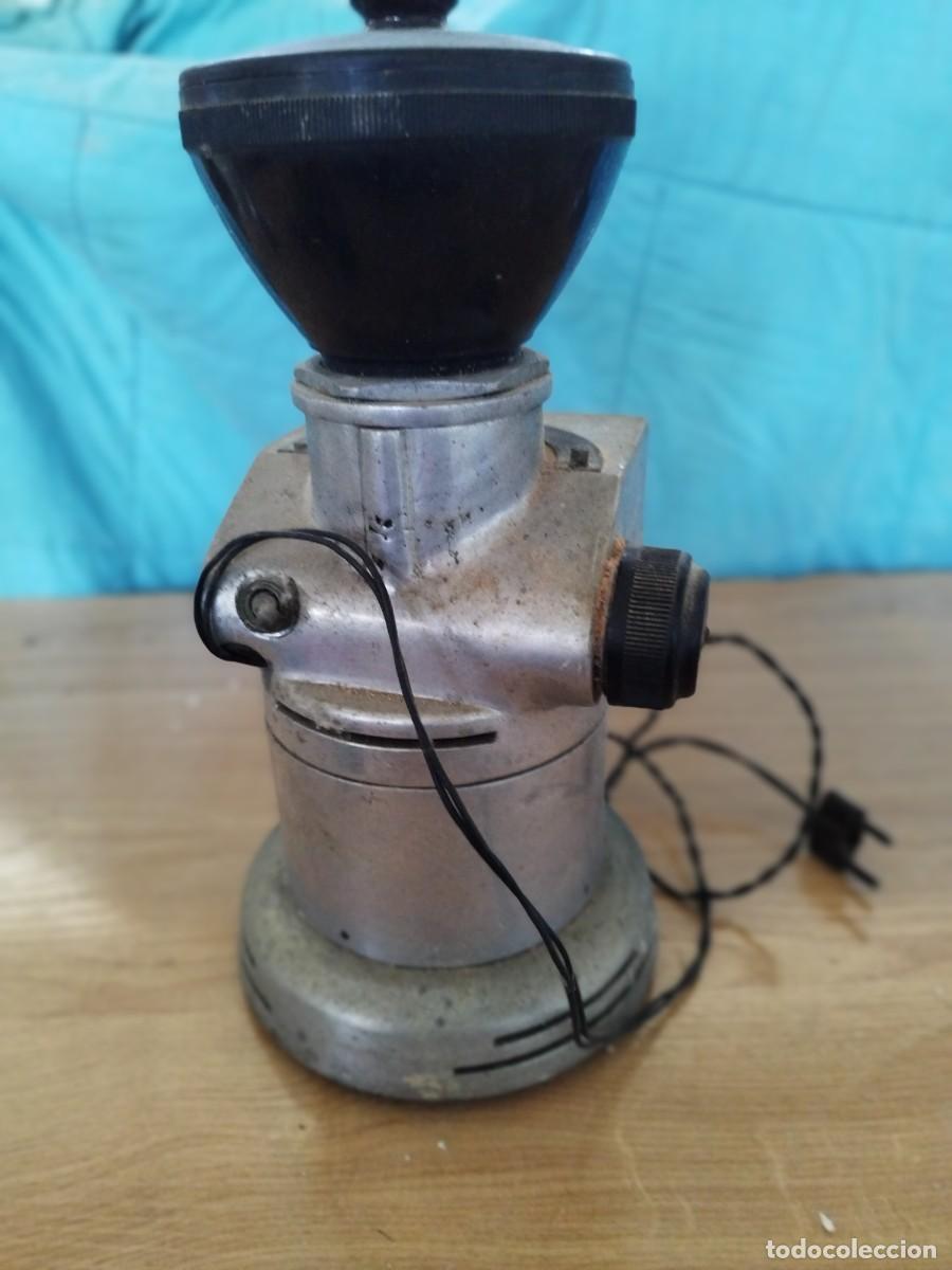 Antig&uuml;edades: MOLINILLO DE CAF&Eacute; ELECTRICO / 27 CM / SIN MARCA VISIBLE - Foto 2