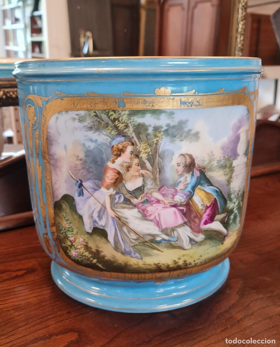 Antig&uuml;edades: Macetero de Sevres XVIII - Foto 4