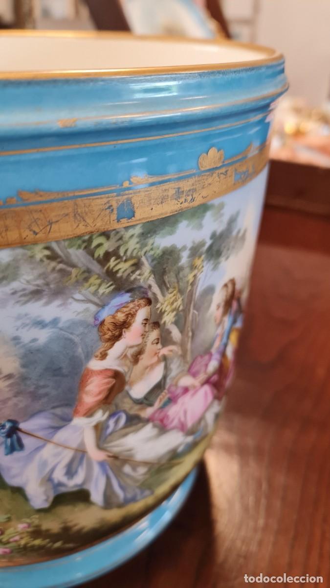 Antig&uuml;edades: Macetero de Sevres XVIII - Foto 6