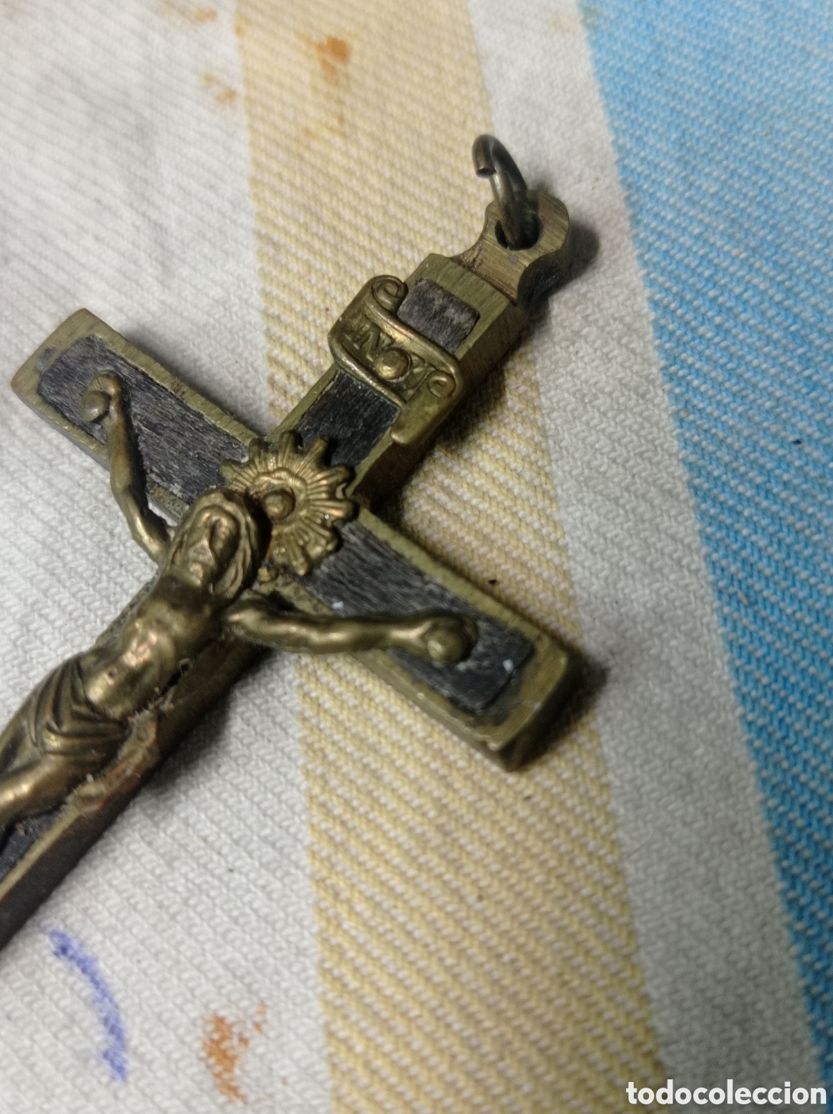 Antig&uuml;edades: Antigua cruz crucifijo colgante inusual (de gran tama&ntilde;o )