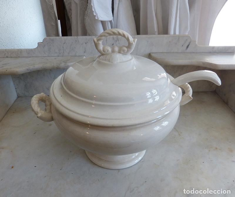 Antig&uuml;edades: Sopera de porcelana Boch Freres - Foto 1