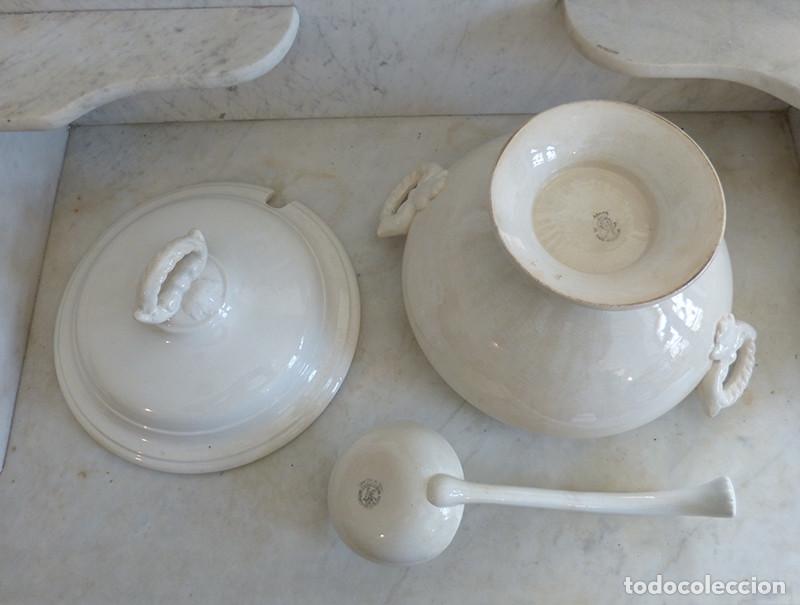 Antig&uuml;edades: Sopera de porcelana Boch Freres - Foto 4