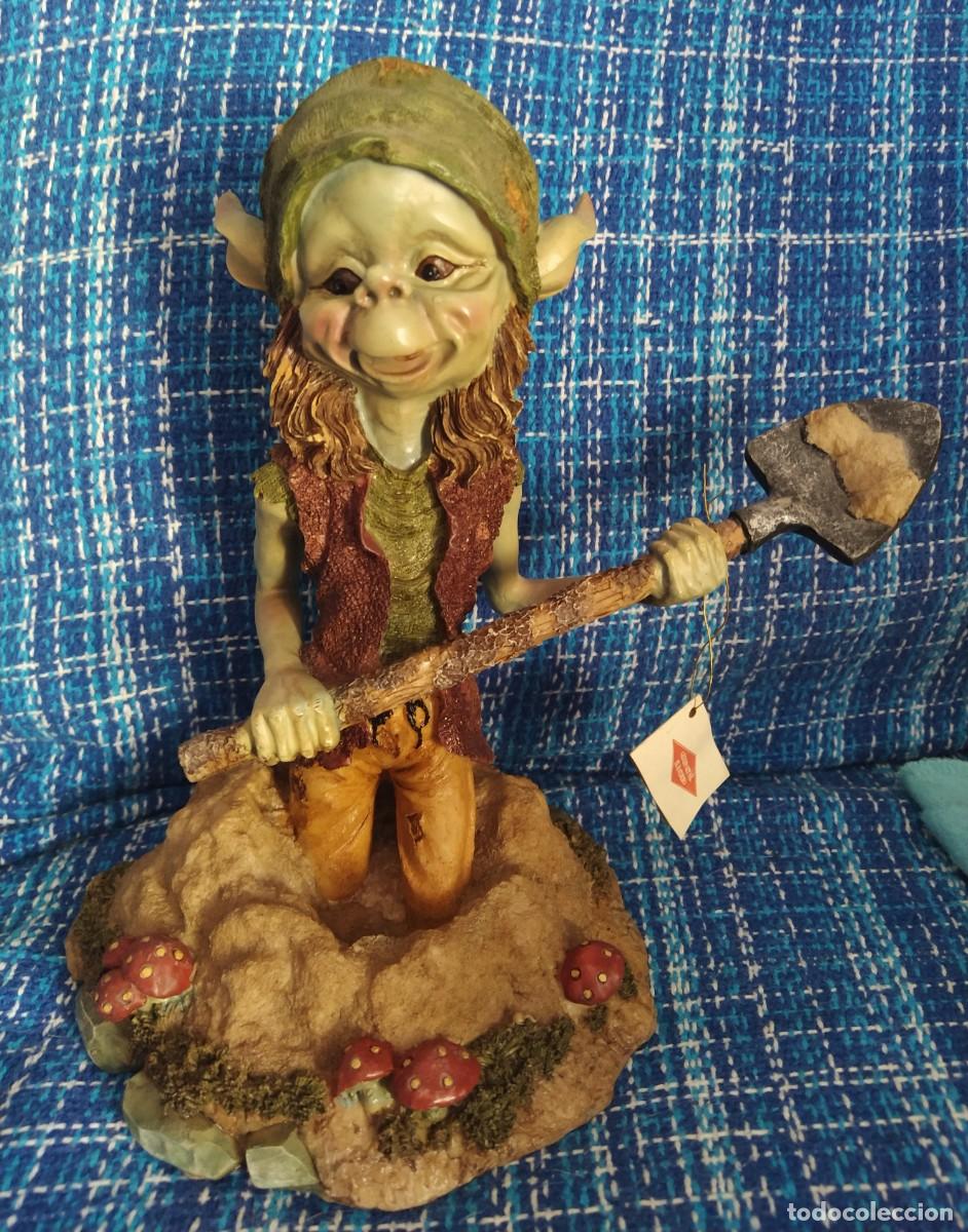 Antig&uuml;edades: Figura duende resina - Foto 1