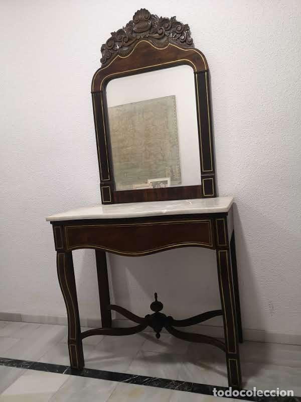 Antig&uuml;edades: Consola con incrustaci&oacute;n dorada y espejo - Foto 12