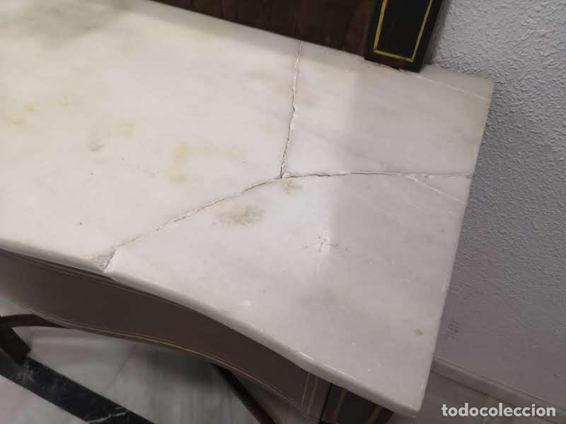 Antig&uuml;edades: Consola con incrustaci&oacute;n dorada y espejo - Foto 15