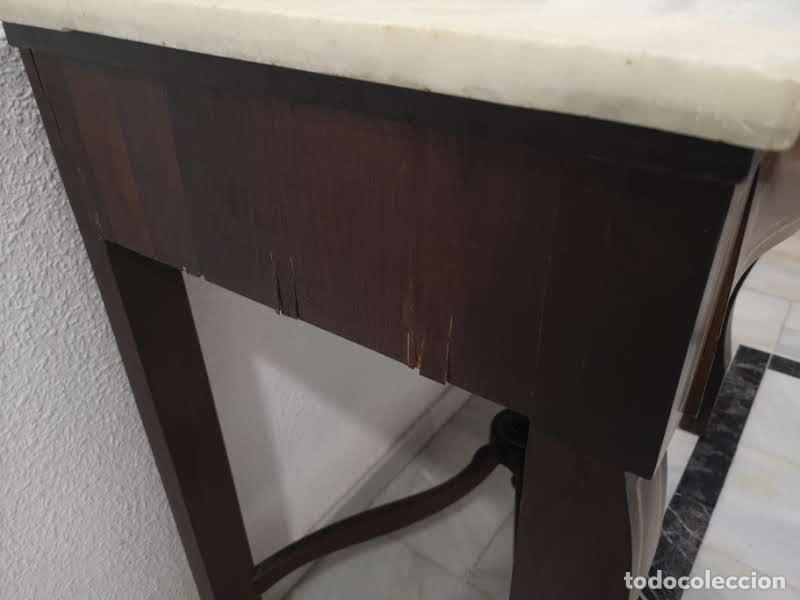 Antig&uuml;edades: Consola con incrustaci&oacute;n dorada y espejo - Foto 20