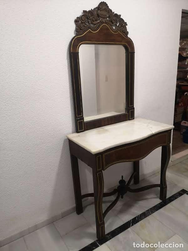 Antig&uuml;edades: Consola con incrustaci&oacute;n dorada y espejo - Foto 22