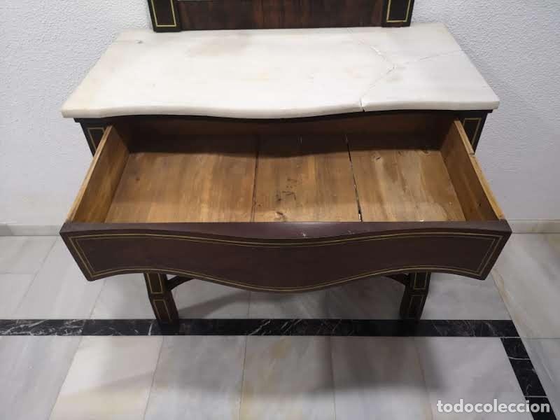 Antig&uuml;edades: Consola con incrustaci&oacute;n dorada y espejo - Foto 23
