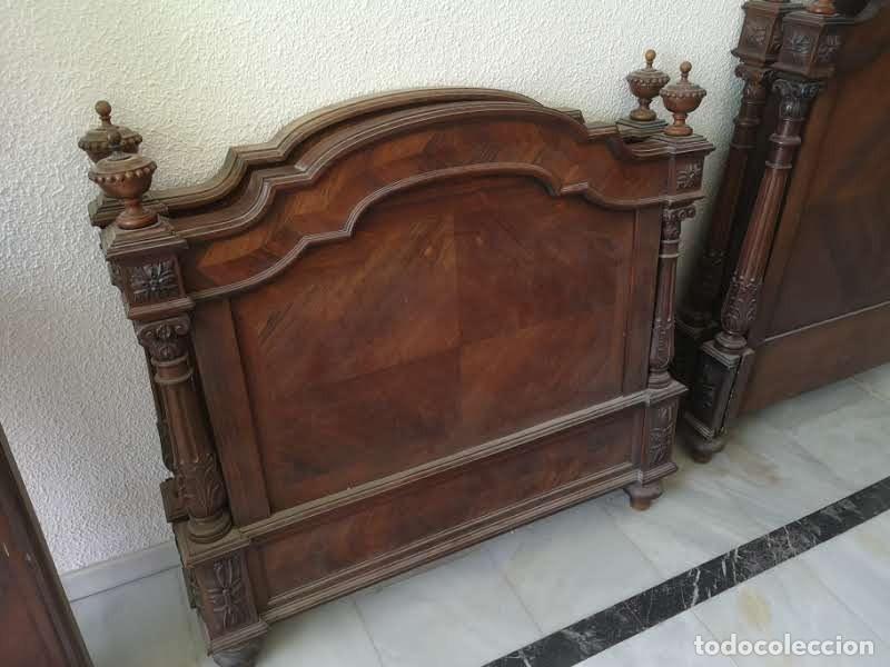 Antig&uuml;edades: Pareja de camas antiguas - Foto 3