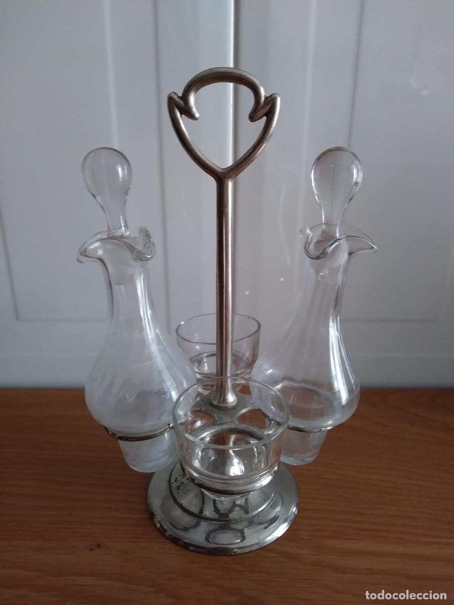 Antig&uuml;edades: Vinagreras antiguas - Foto 1