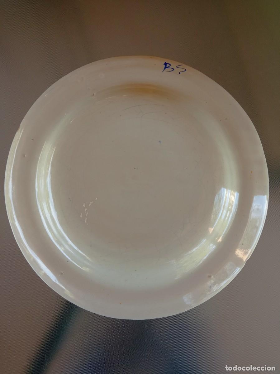 Antig&uuml;edades: Plato de ceramica de Manises - Foto 2