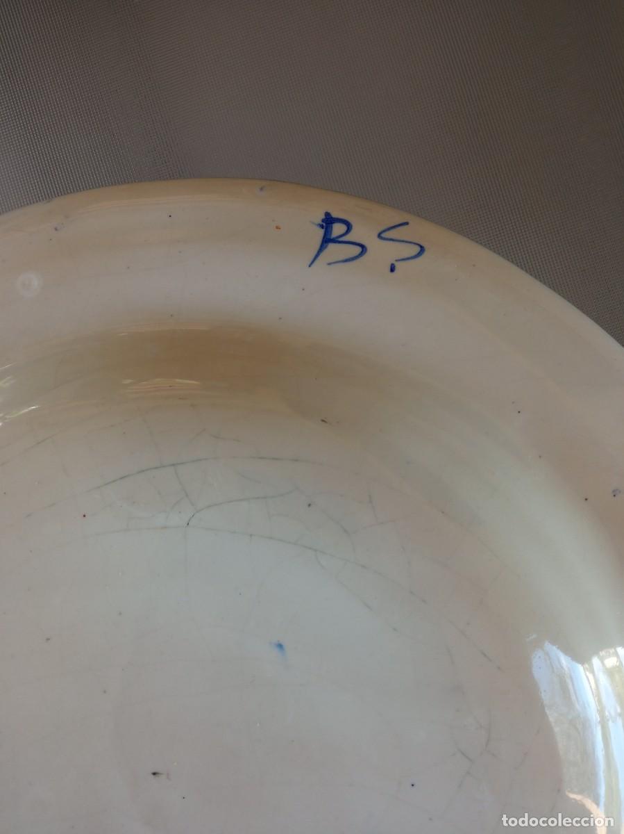 Antig&uuml;edades: Plato de ceramica de Manises - Foto 3