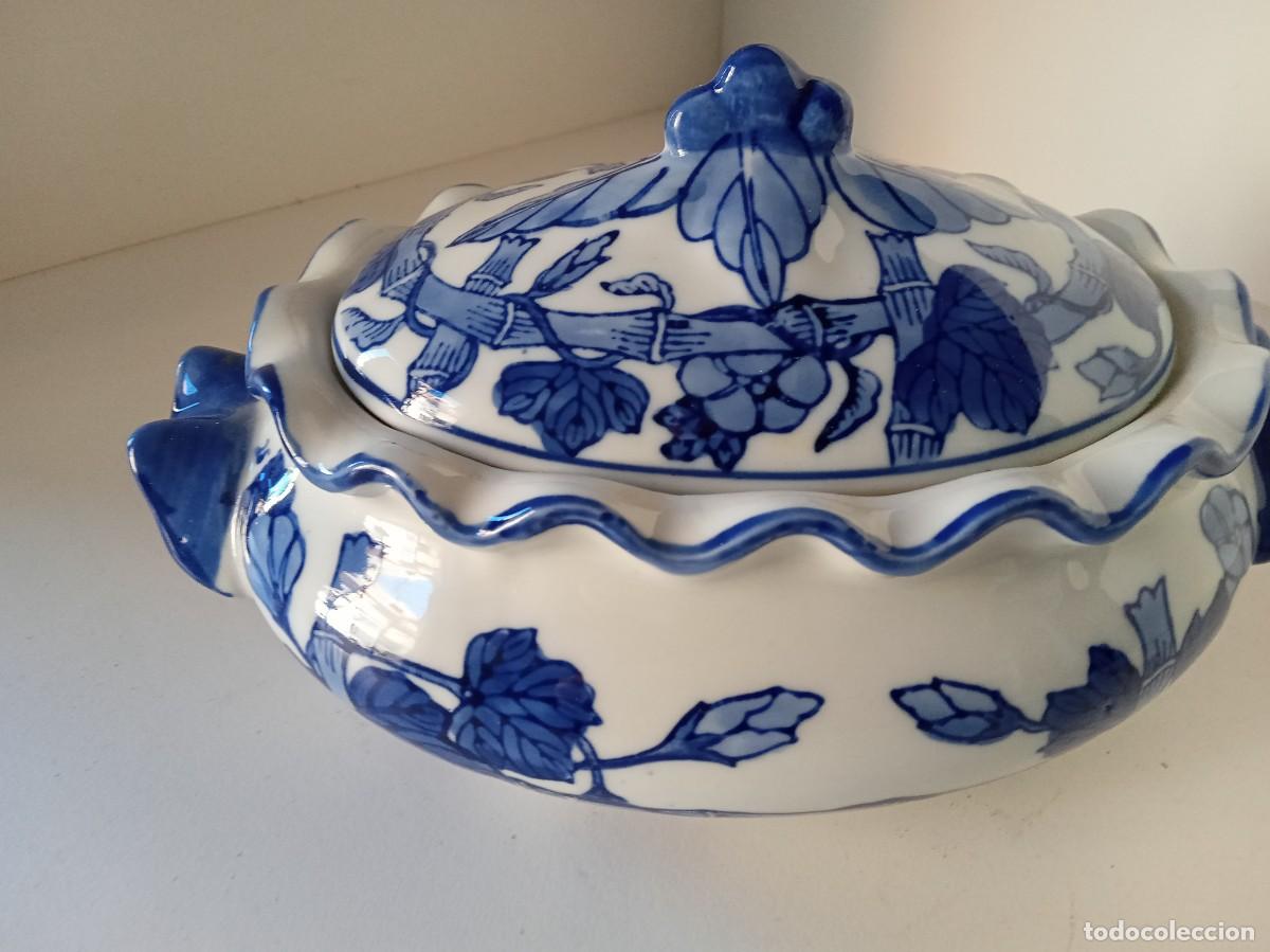 Antig&uuml;edades: Salsera de porcelana - Foto 1