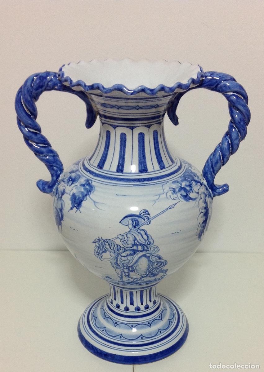 Antig&uuml;edades: Gran jarr&oacute;n de cer&aacute;mica de Talavera - Foto 3