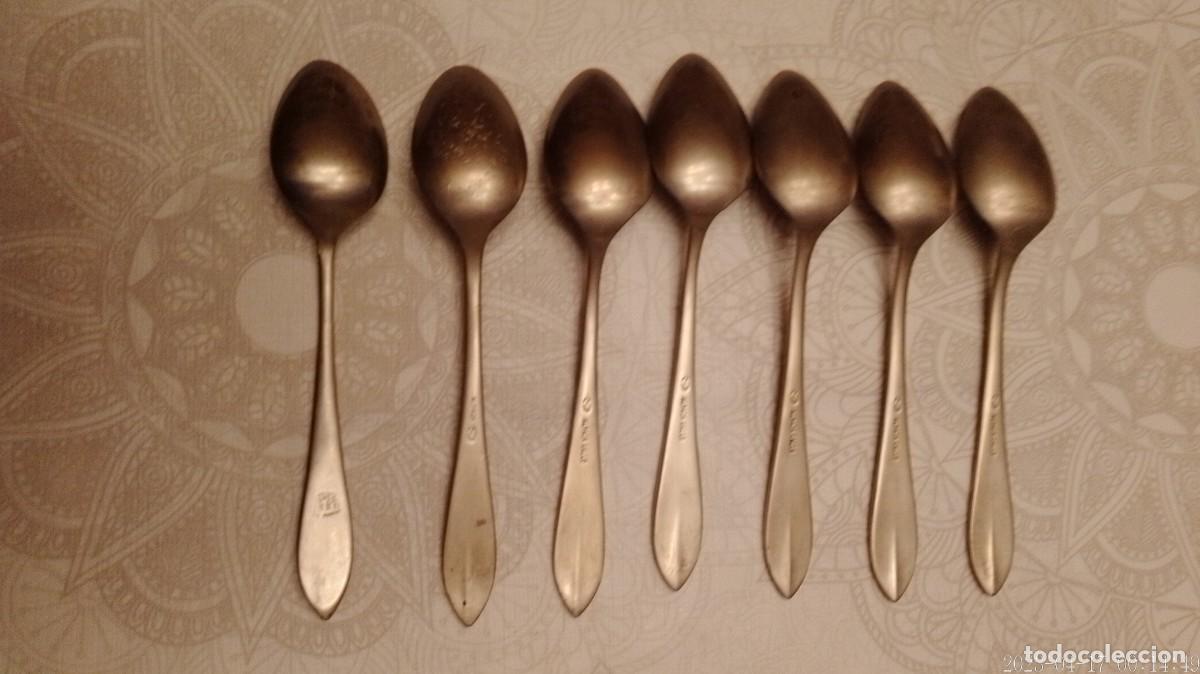 Antig&uuml;edades: 7 Cucharillas de Alpaca de postre - Foto 2