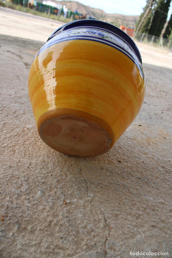 Antig&uuml;edades: macetero de ceramica con uvas - Foto 4