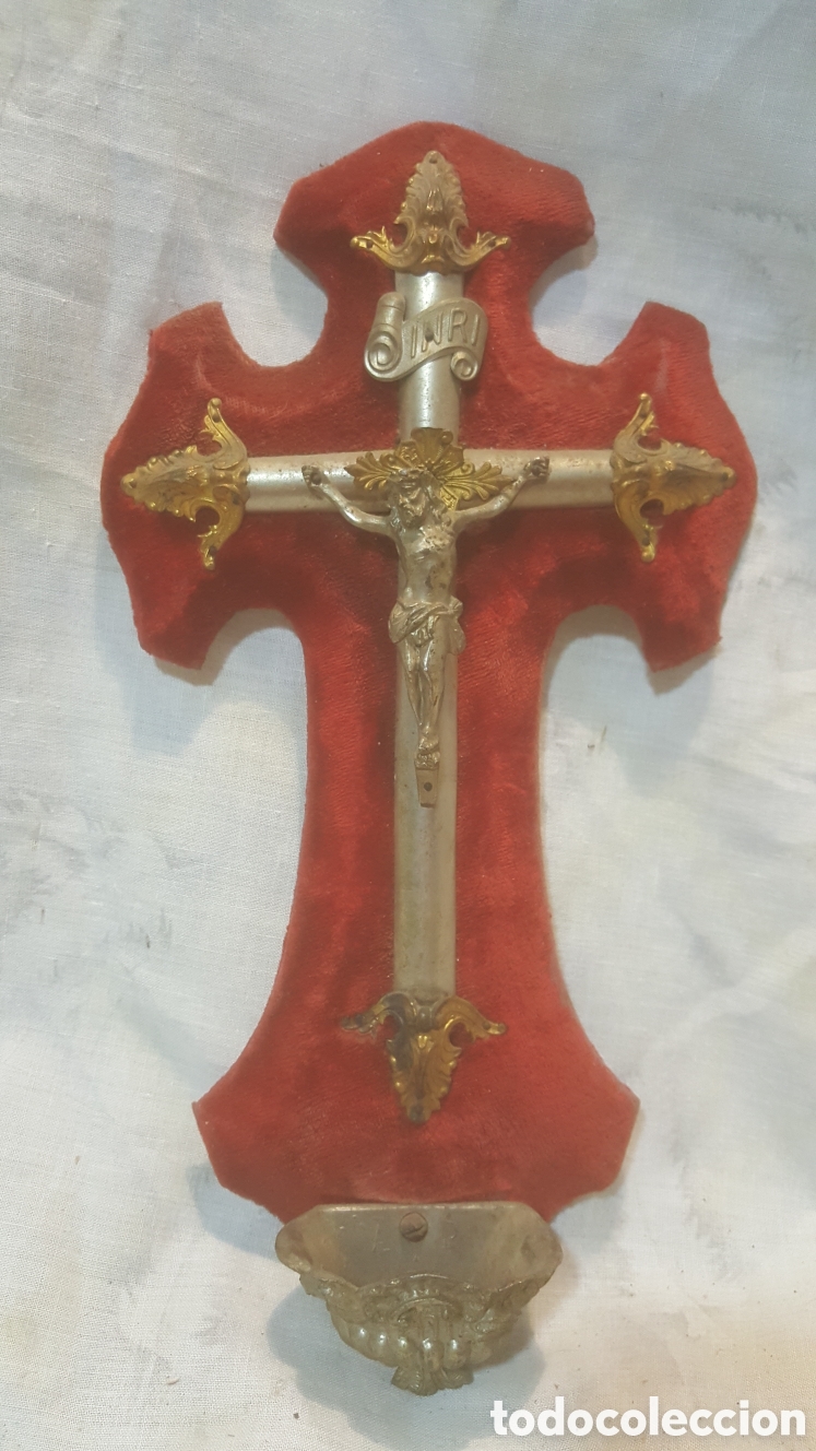 Antiquités: PRECIOSA BENDITERA CON CRUCIFIJO Y TERCIOPELO ROJO
