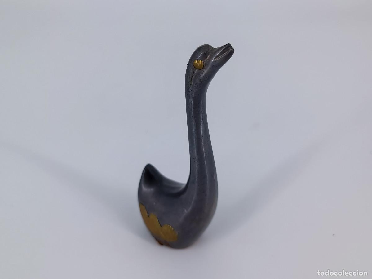 Antig&uuml;edades: Pareja de cisnes de esta&ntilde;o y lat&oacute;n - Foto 9