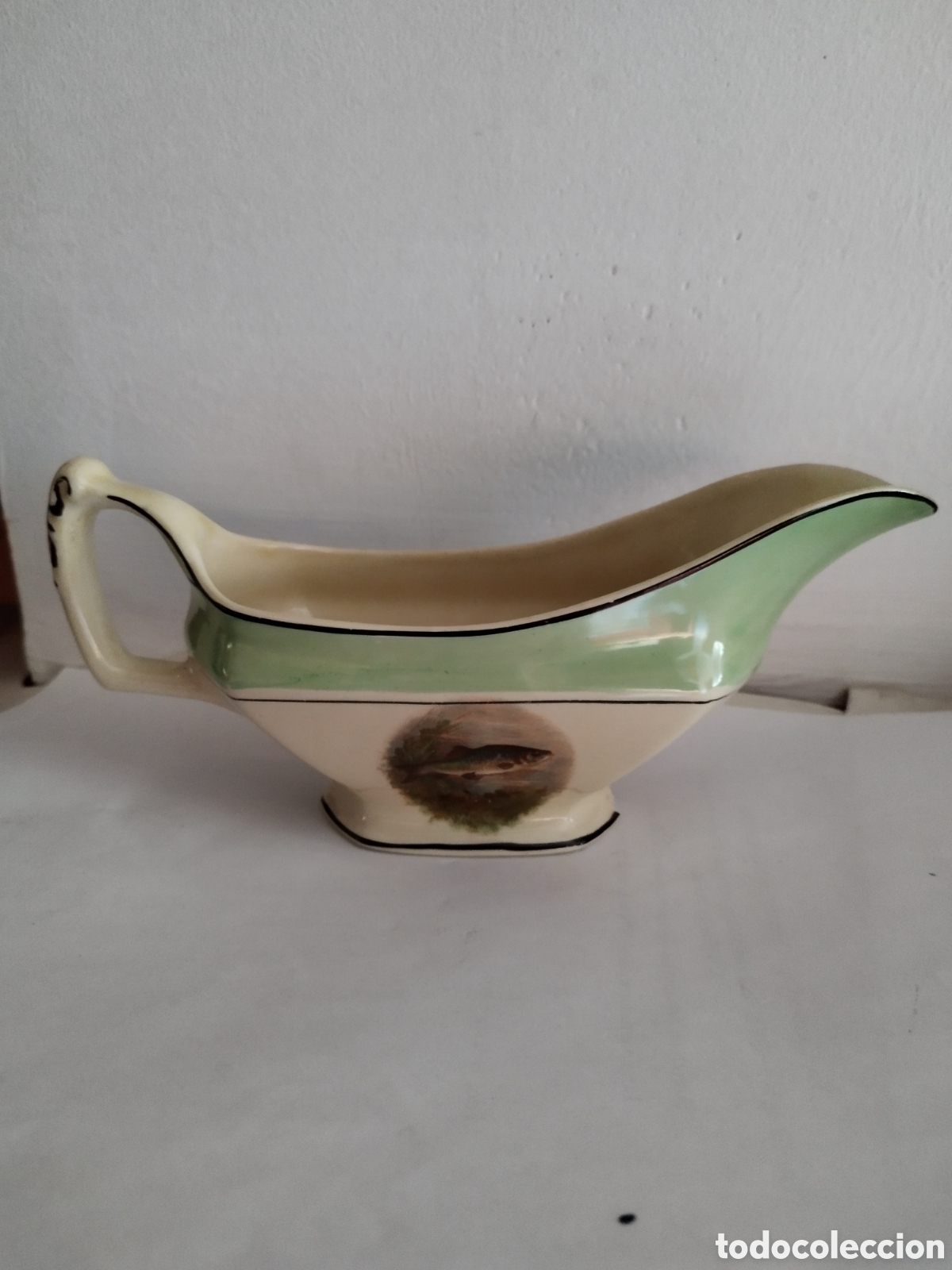 Antig&uuml;edades: Salsera Woods Ivory Ware England. - Foto 1