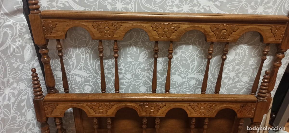 Antig&uuml;edades: Cabecero y piecero madera castellano - Foto 4
