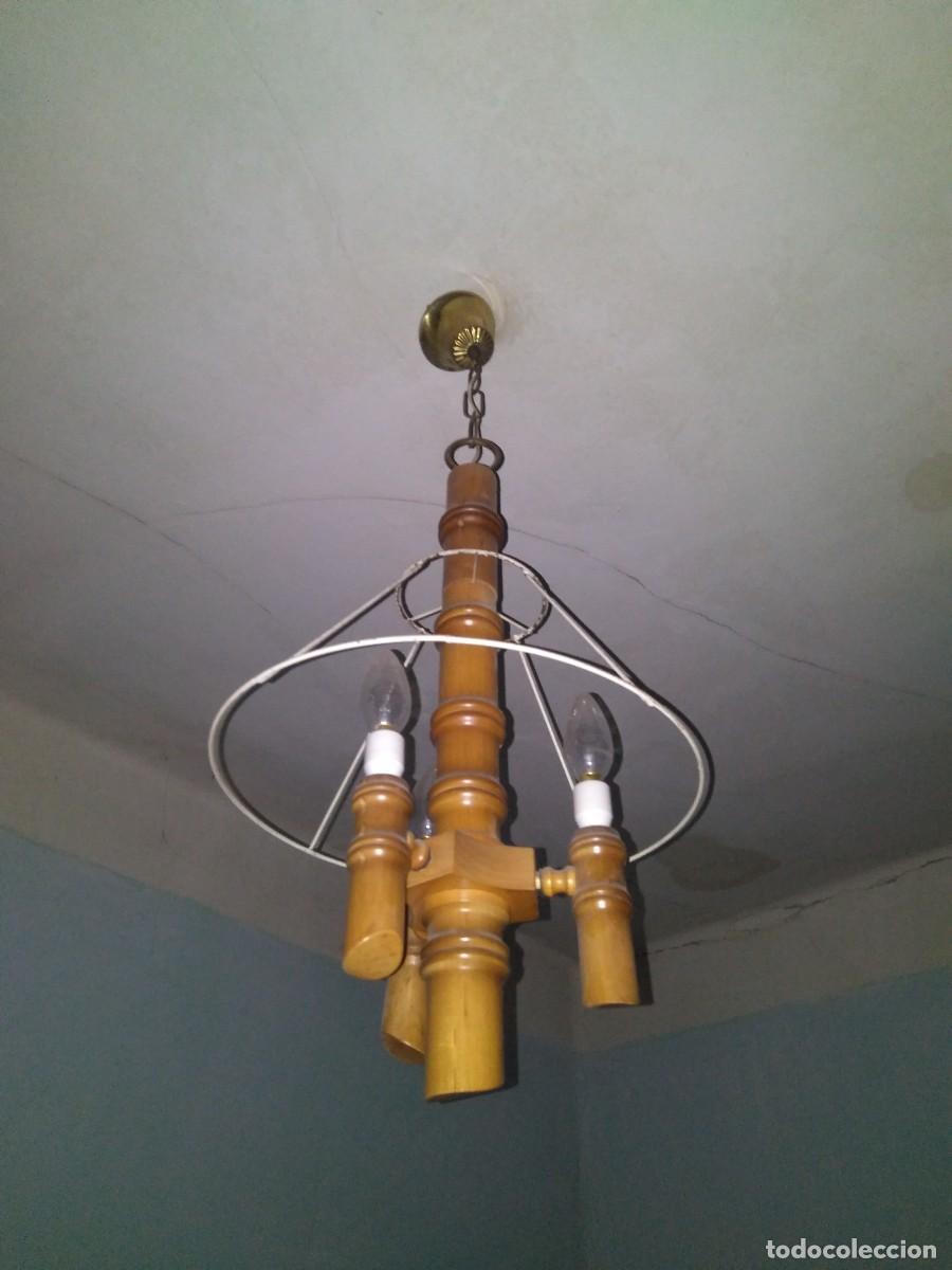 Antig&uuml;edades: LAMPARA DE TECHO ANTIGUA DE MADERA - Foto 1
