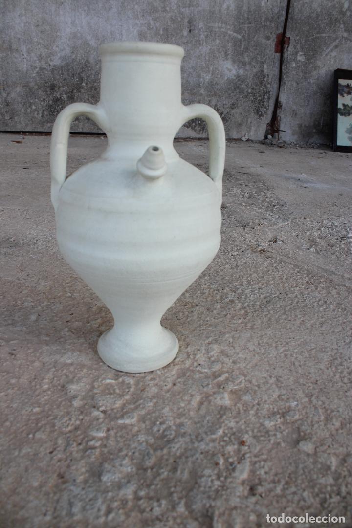 Antig&uuml;edades: botijo de agost - Foto 1