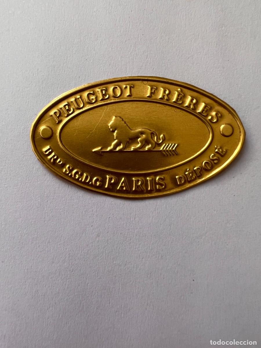 Antig&uuml;edades: placa de lat&oacute;n para molinillo de caf&eacute; Peugeot