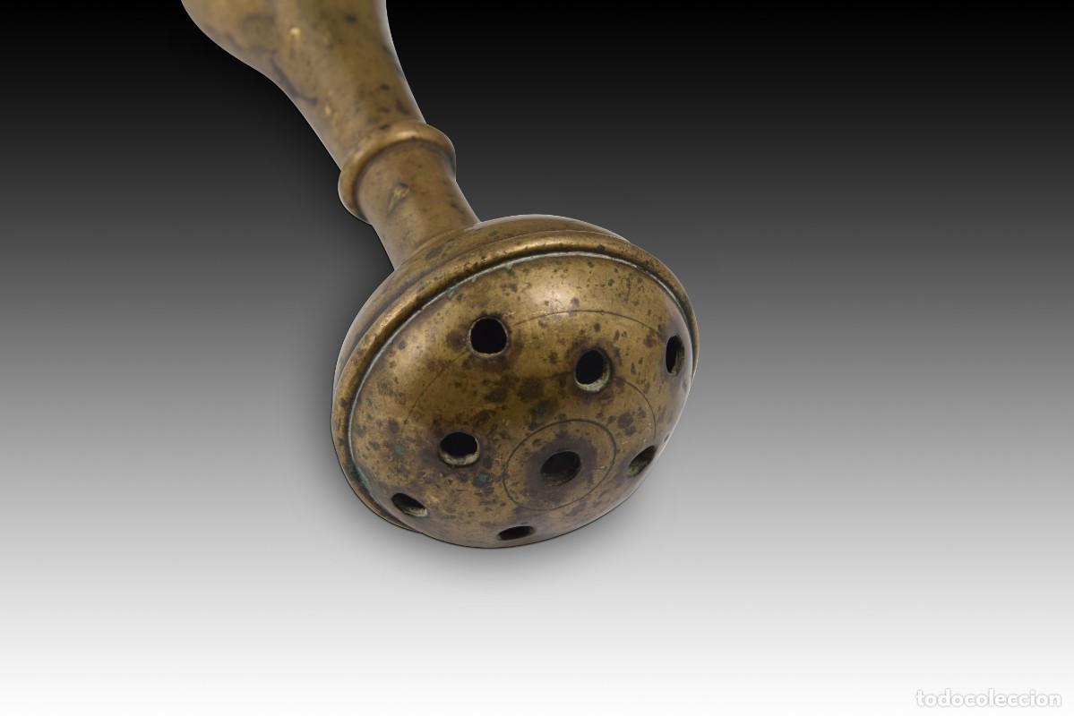 Antig&uuml;edades: Hisopo. Bronce. Siglo XVIII. - Foto 4