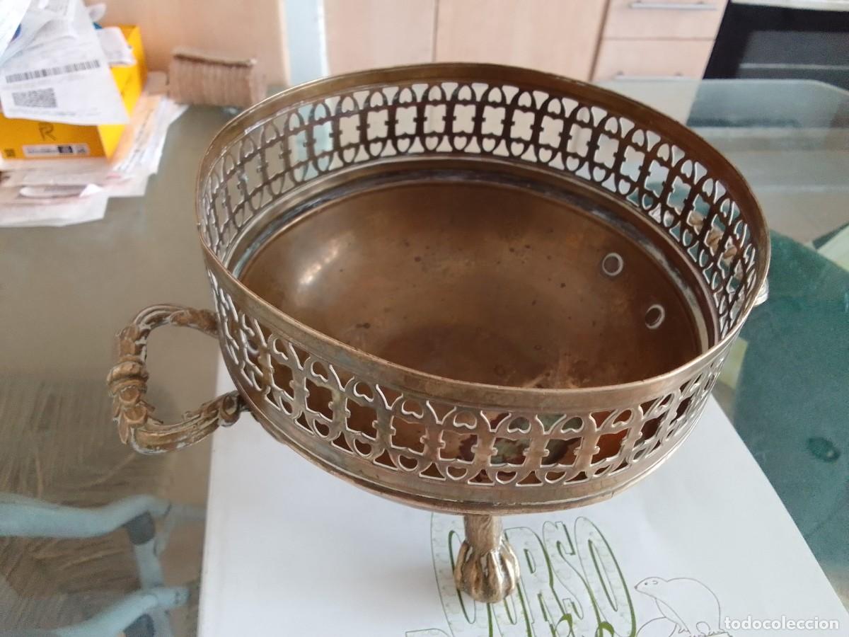 Antig&uuml;edades: Antiguo cesto pan de bronce/laton - Foto 1