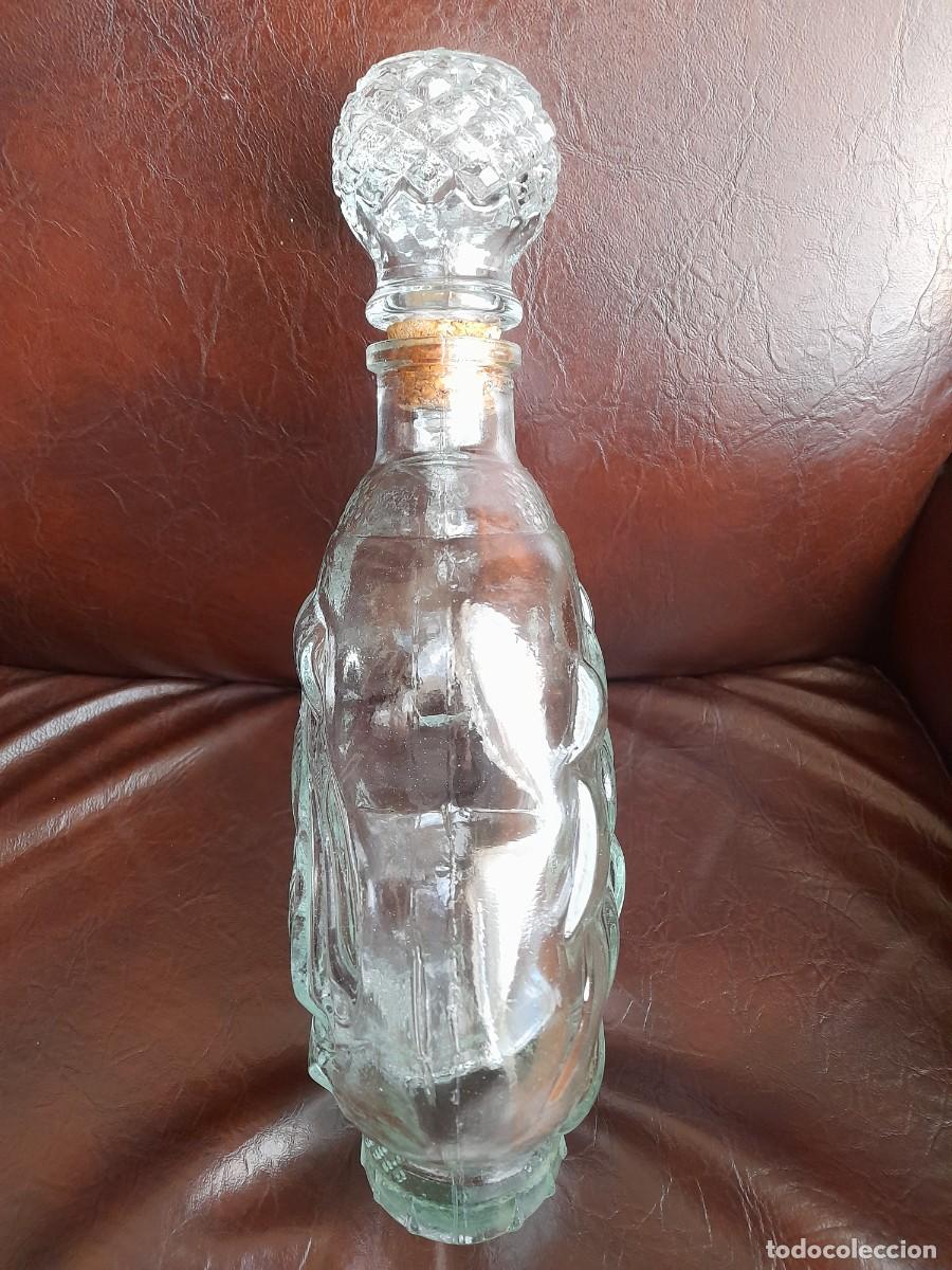 Antig&uuml;edades: Botella de cristal con barco en relieve - Foto 4