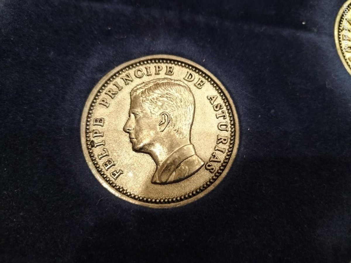 Antig&uuml;edades: Medalla de los reyes de Espa&ntilde;a - Foto 7