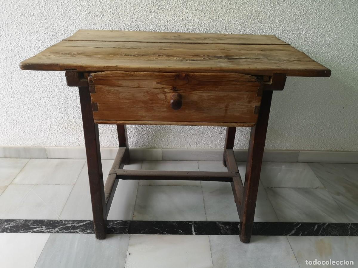 Antig&uuml;edades: Mesa tocinera antigua - Foto 1