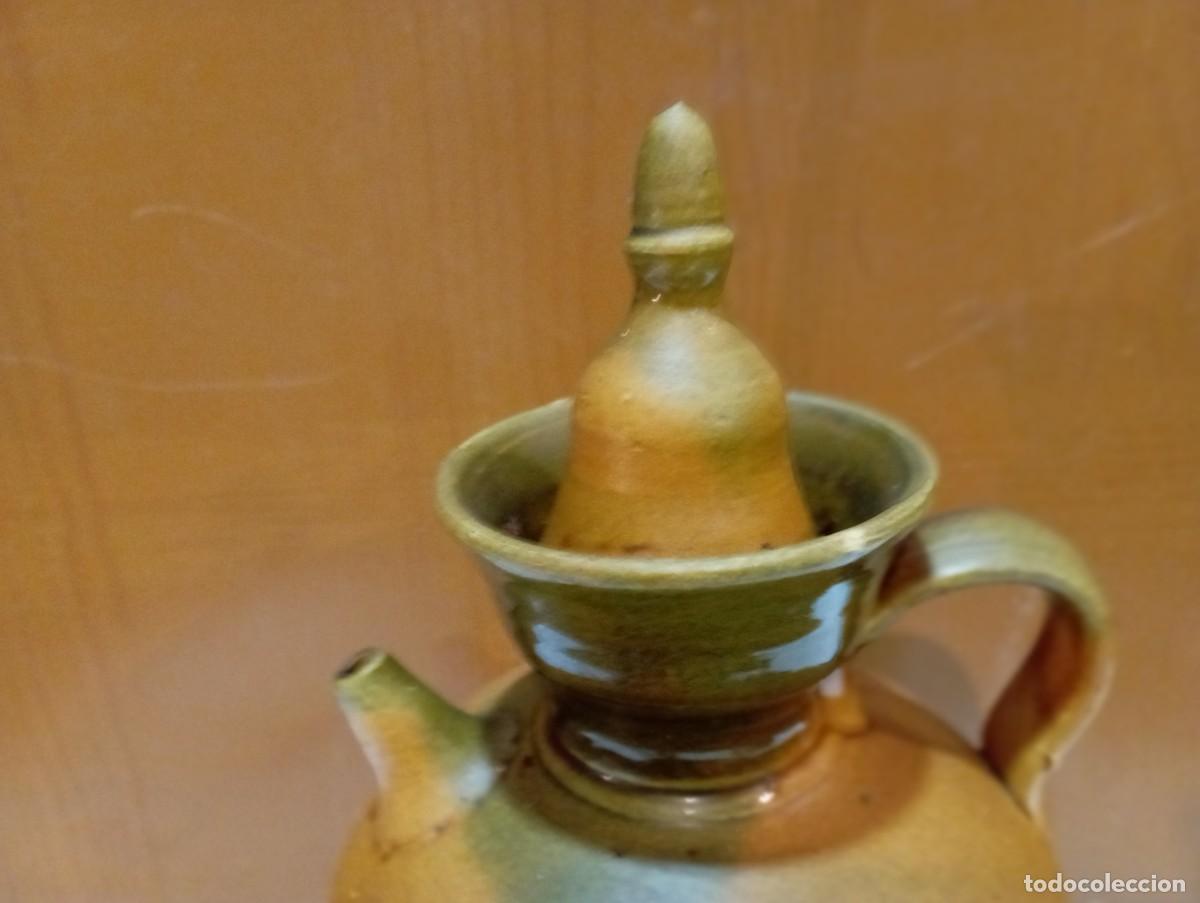 Antig&uuml;edades: aceitera - Foto 2