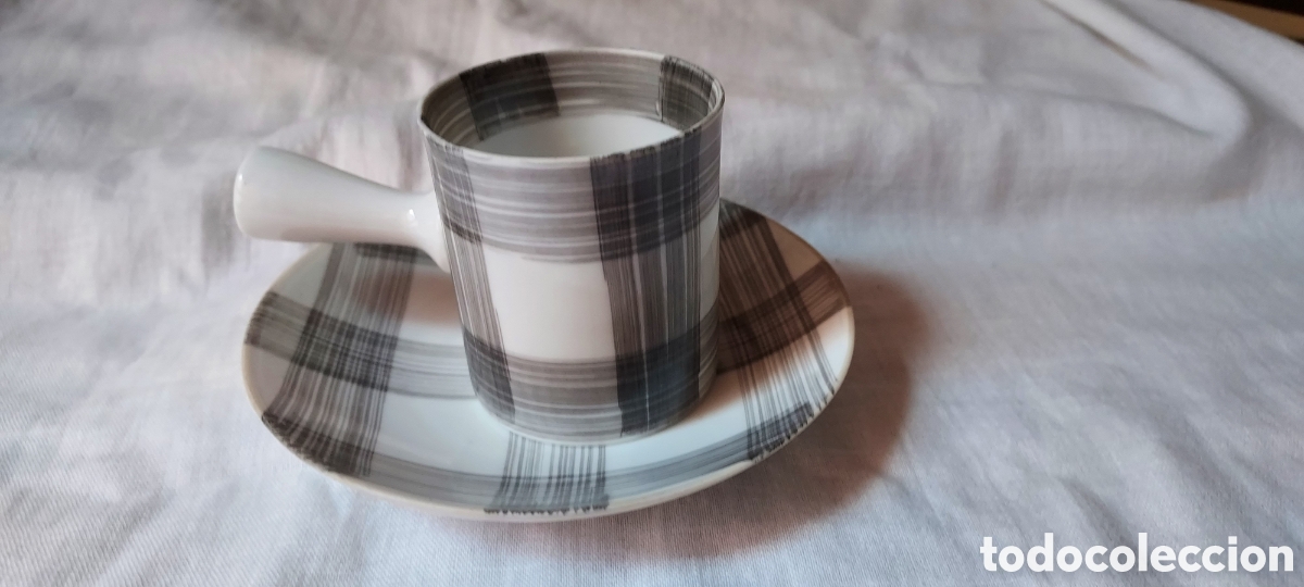Antig&uuml;edades: TAZA CON PLATO DE CAFE CASTRO DOLMEN - Foto 1