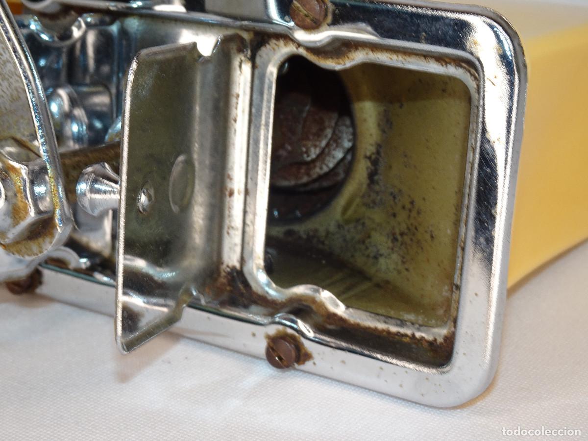 Antig&uuml;edades: Molinillo para moler cafe ( De Ve ) - Foto 5
