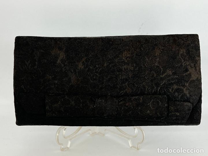 Antig&uuml;edades: POLVERA ANTIGUA BOLSO SIMIL CAREY - Foto 1