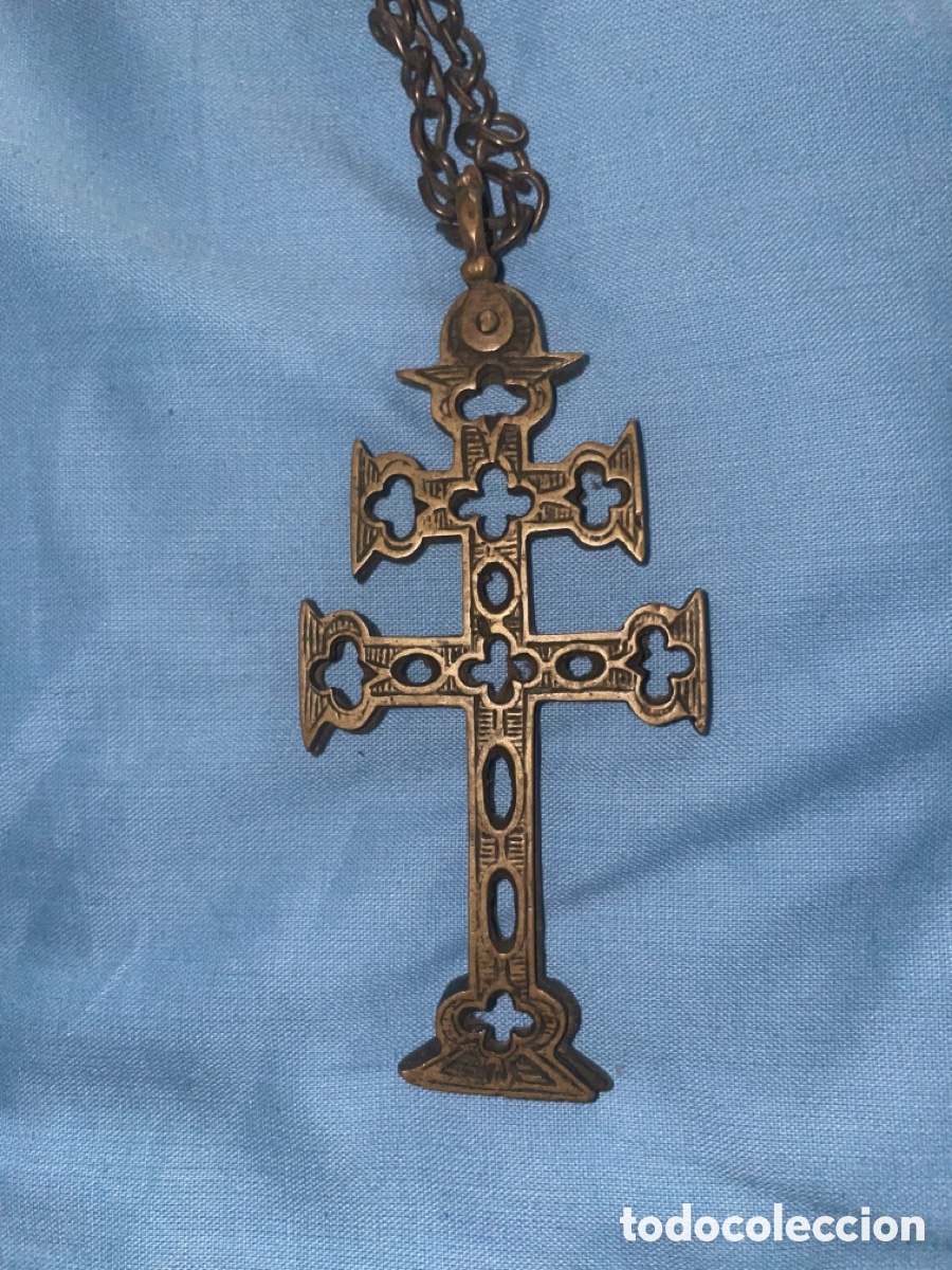 Antig&uuml;edades: Cruz doble de bronce - Foto 1