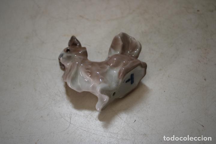 Antig&uuml;edades: perrito mariposa de lladr&oacute; - Foto 3